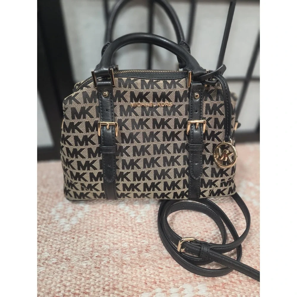 Michael‎ Kors Monogram  Satchel Crossbody And Wallet